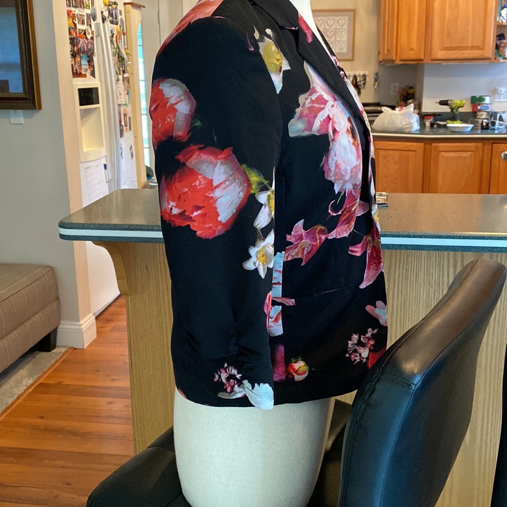 Cute jacket - Picture 4 of 5